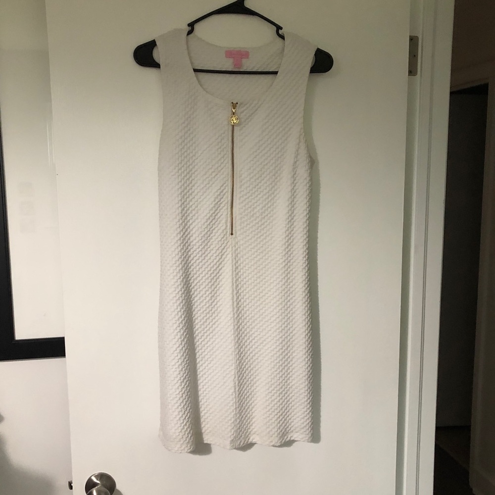 Lilly Pulitzer white shift dress size M